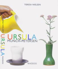 Bogen om Ursula kan købes gennem forlaget Rhodos eller Clausens Kunsthandel